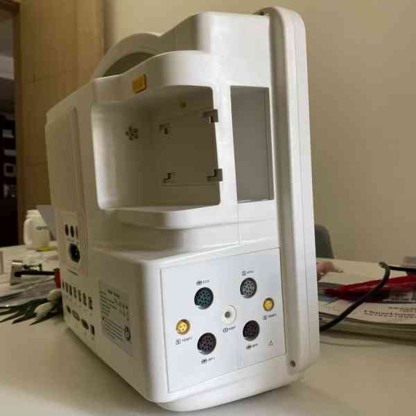 Plug-in modular Monitor Vital Signs Monitor For ICU CCU NICU - Image 2